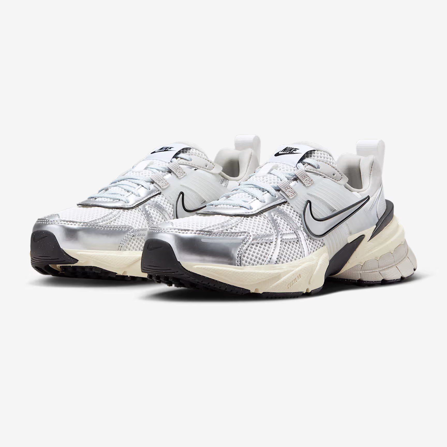  Giày Nike - V2K Run Runtekk Summit White Metallic Silver FD0736-100 