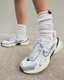  Giày Nike - V2K Run Runtekk Summit White Metallic Silver FD0736-100 