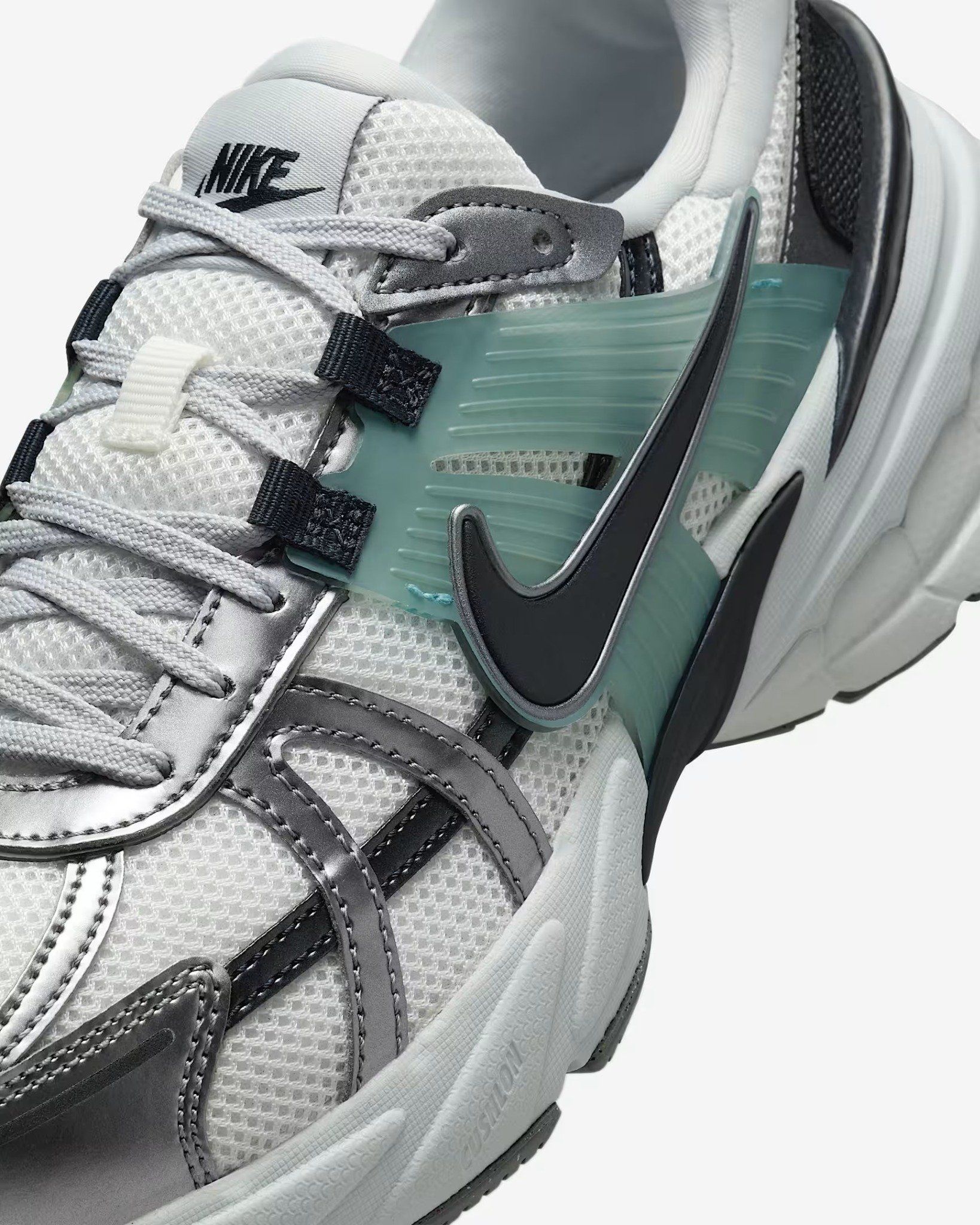  Giày Nike - V2K Run Summit White Dark Obsidian HQ3484-121 