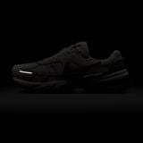  Giày Nike - V2K Run SE White Team Red HQ3500-100 