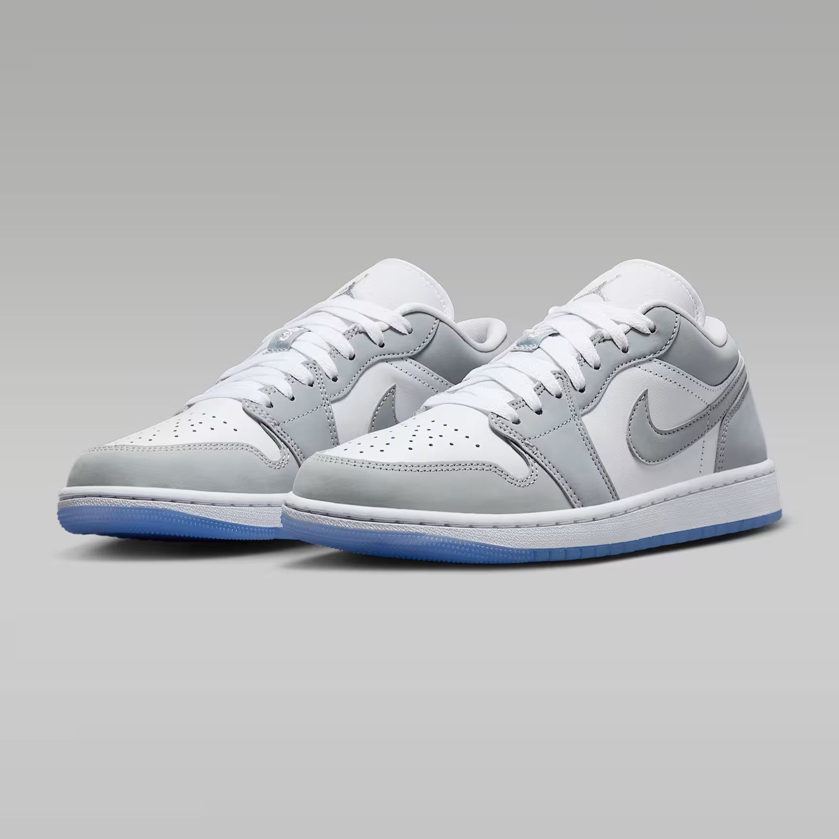  Giày Nike - Air Jordan 1 Low White Wolf Grey - DC0774-105 