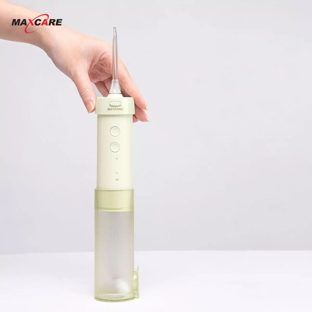 Máy tăm nước cầm tay Maxcare Travel Size UltraClean Max456Pro