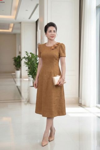  Đầm Suông A Dập Nổi Cổ Áo Chất chất linent đũi mềm mát DL679 