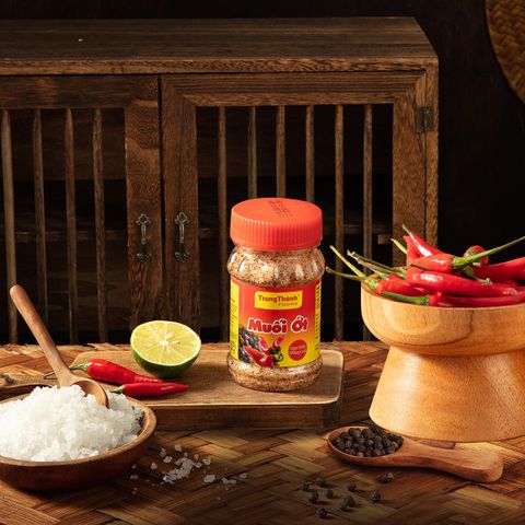 Red pepper and salt 100gr