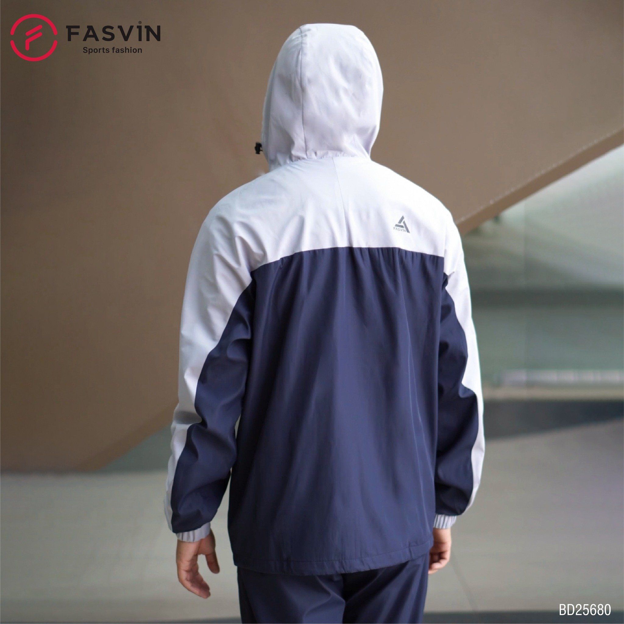  Bộ Quần Áo Gió Thể Thao Nam FASVIN BD25680 02 Lớp Lót Thun Dày Dặn Ấm Áp Chất Vải Và Phom Dáng Rất Đẹp 