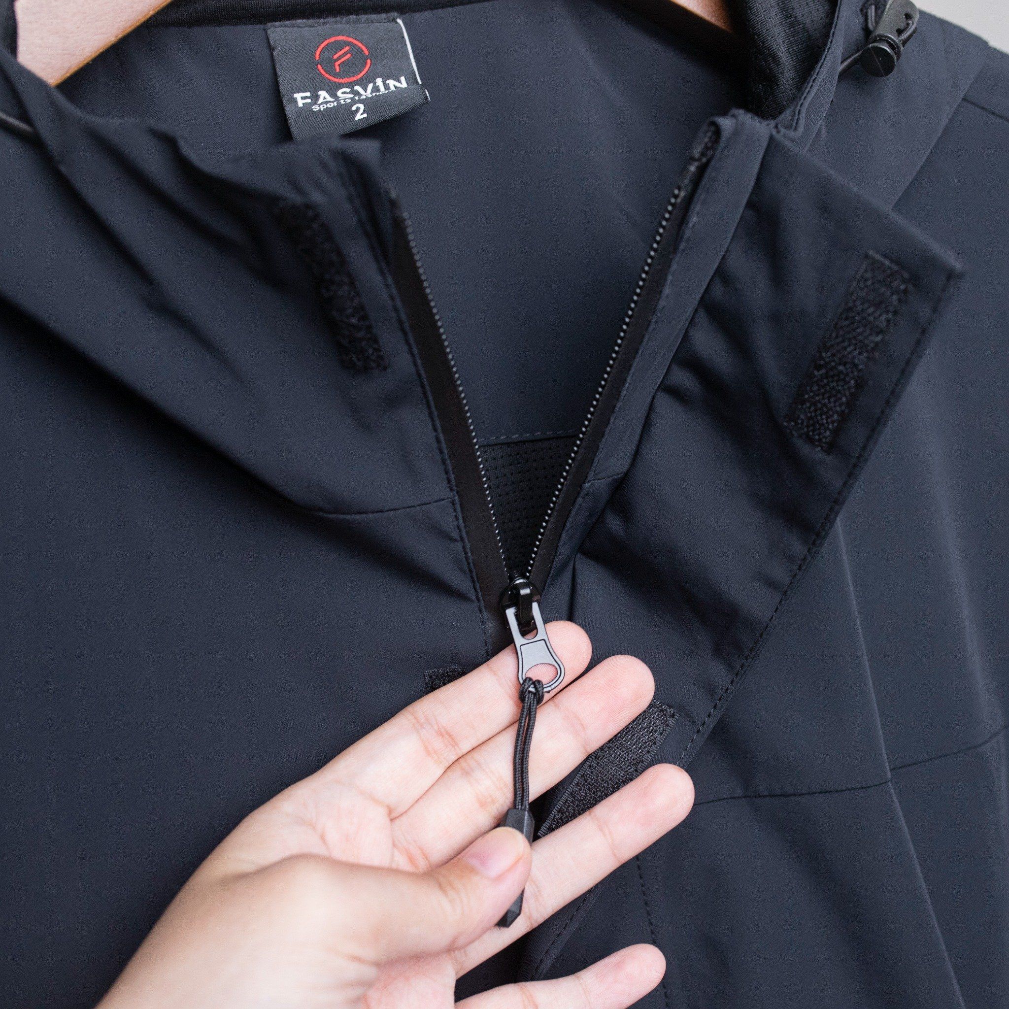  Bộ Quần Áo Gió Nam Thể Thao Fasvin BC25679 Áo Có Mũ Vải Gió Chun 02 Lớp Lót Vải Thun Mềm Mại 