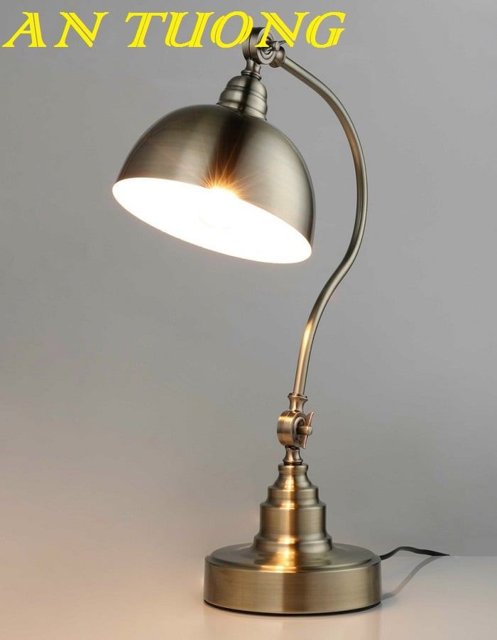 đèn bàn học ánh sáng trung tính tốt cho mắt 009