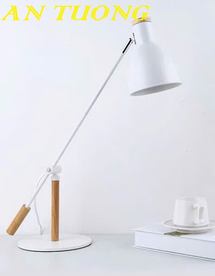 Đèn bàn học ánh sáng tốt cho mắt 0013