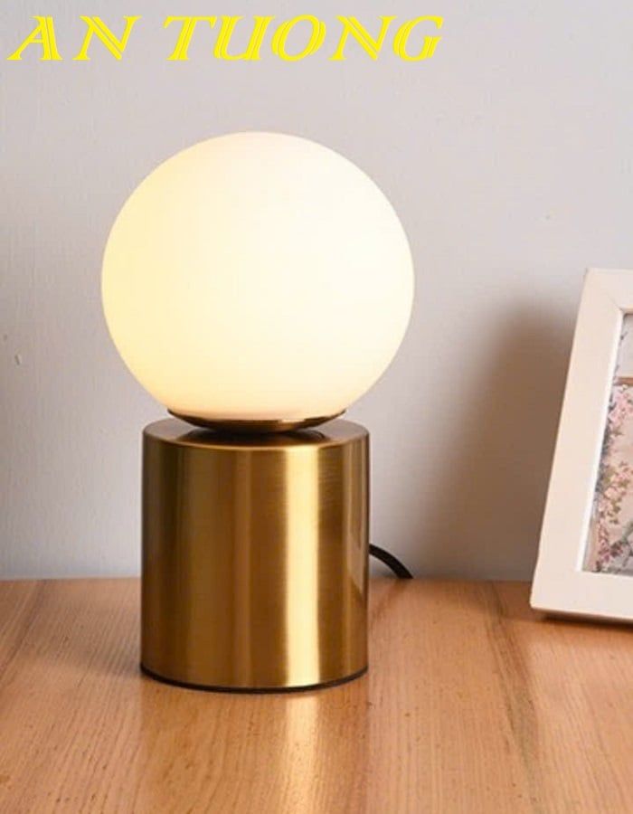 Đèn bàn trang trí decor đẹp 011