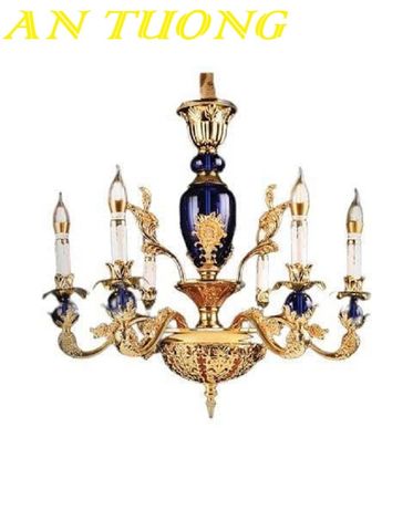  Đèn chùm cổ điển phòng khách đẹp sang trọng 004 