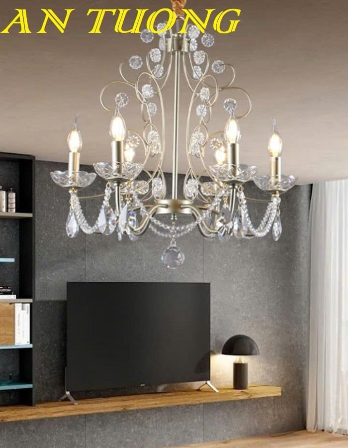 Đèn chùm cổ điển phòng khách đẹp sang trọng 052