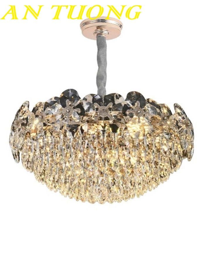 Đèn chùm pha lê phòng khách đẹp sang trọng 007