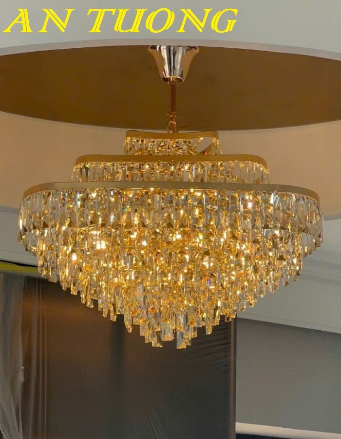 Đèn chùm pha lê phòng khách đẹp sang trọng 031