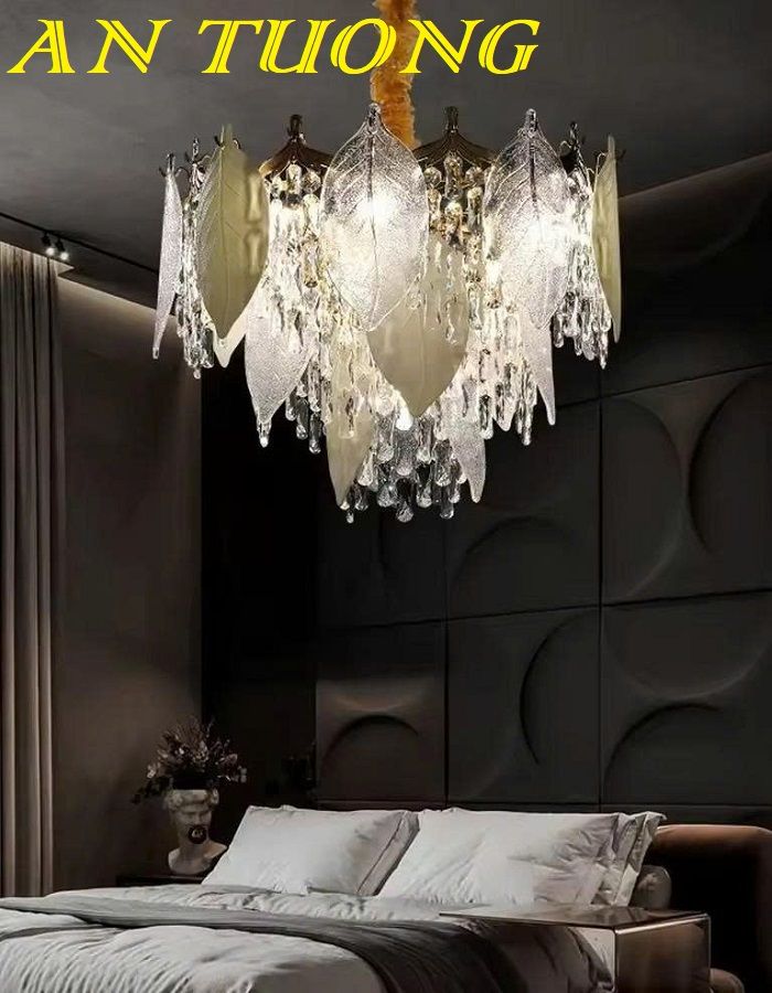Đèn chùm pha lê phòng khách đẹp sang trọng 051