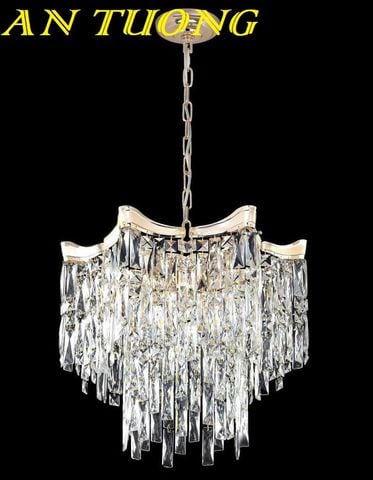 Đèn chùm pha lê phòng khách đẹp sang trọng