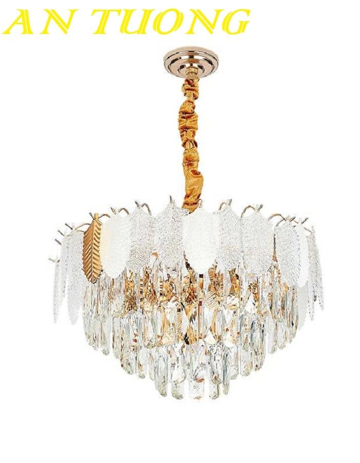 Đèn chùm pha lê phòng khách đẹp sang trọng 060