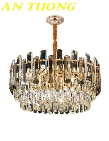 Đèn chùm pha lê phòng khách đẹp sang trọng