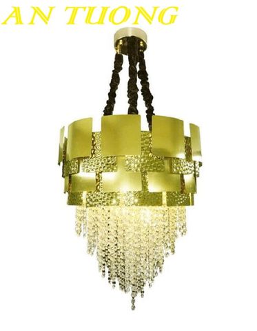 Đèn chùm pha lê phòng khách đẹp sang trọng
