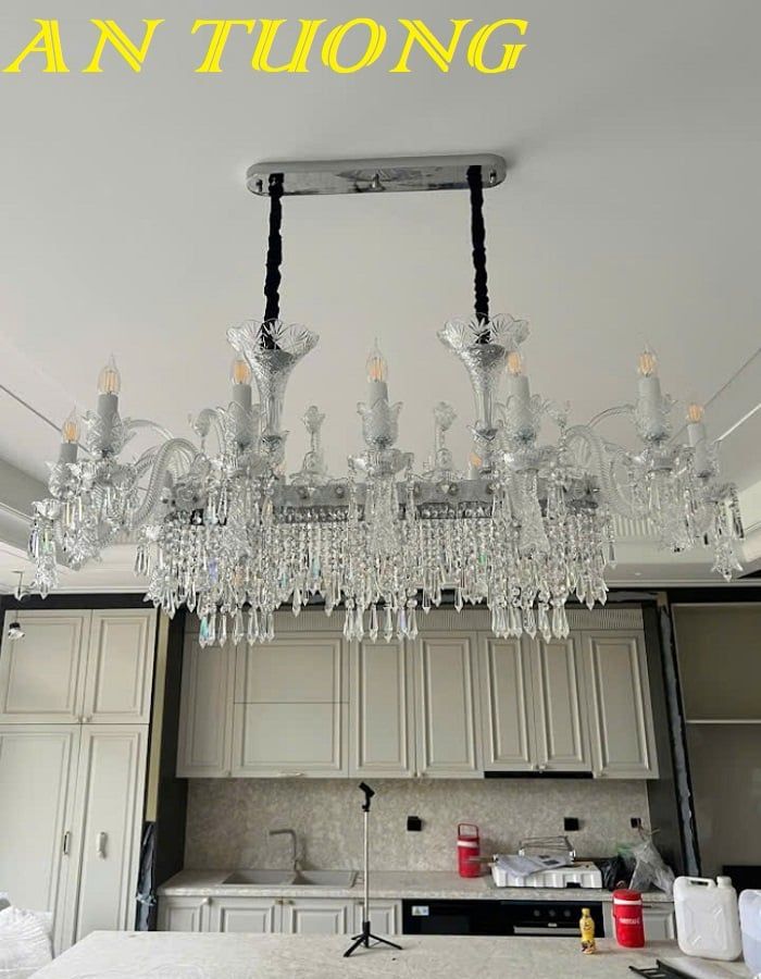 Đèn chùm pha lê tân cổ điển phòng khách đẹp sang trọng 020