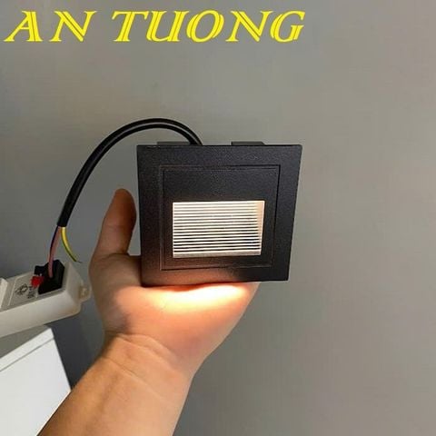  Đèn LED âm tường cầu thang 002 