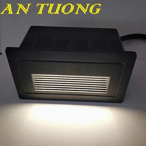  Đèn LED âm tường cầu thang 003 