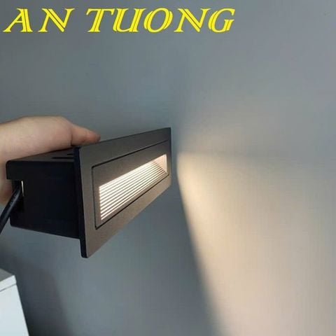  Đèn LED âm tường cầu thang 004 