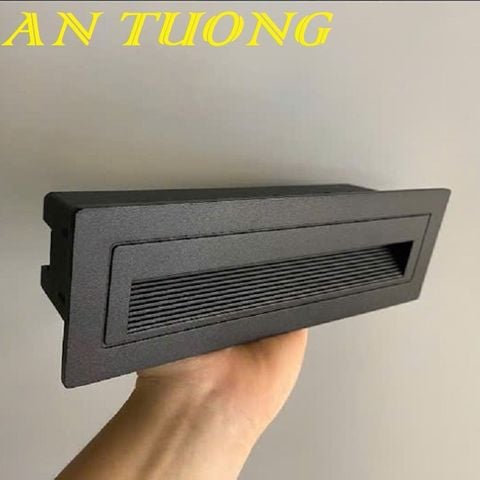  Đèn LED âm tường cầu thang 004 