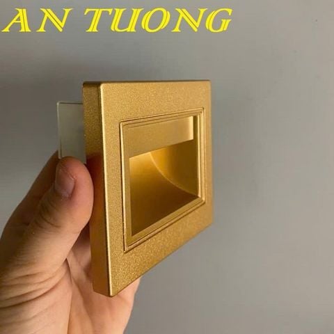  Đèn LED âm tường cầu thang 012 