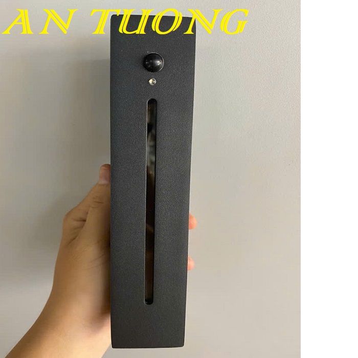 Đèn LED âm tường cầu thang cảm biến 018