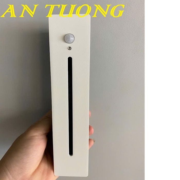 Đèn LED âm tường cầu thang cảm biến 019