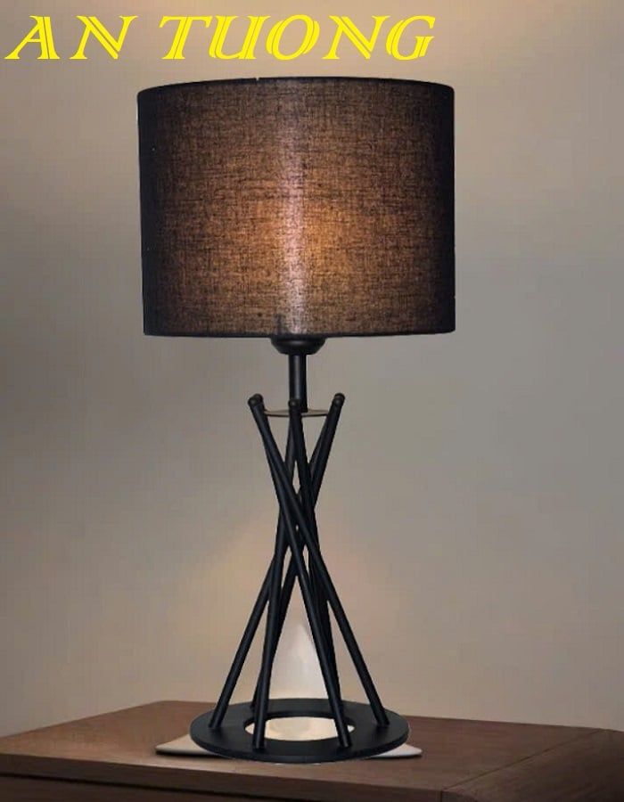 Đèn ngủ để bàn đẹp trang trí phòng ngủ 039