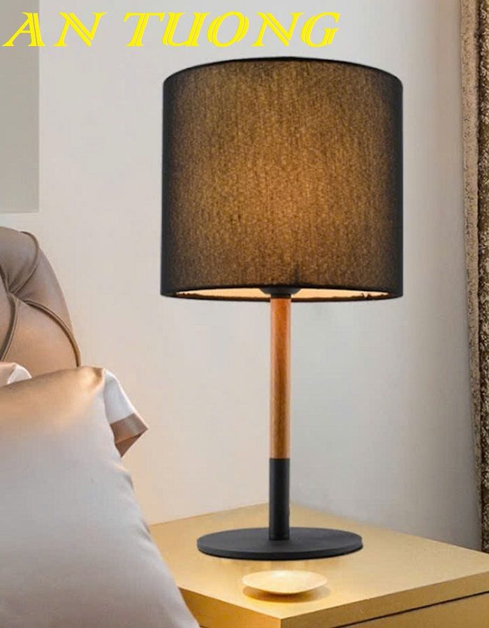 Đèn ngủ để bàn đẹp trang trí phòng ngủ 040