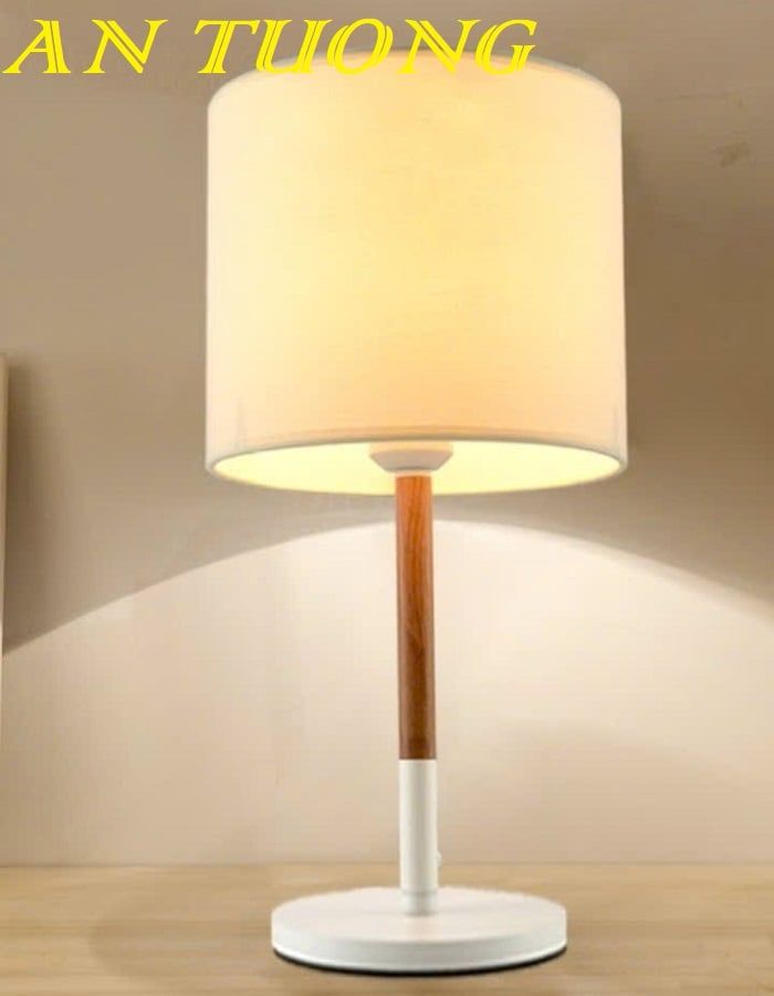 Đèn ngủ để bàn đẹp trang trí phòng ngủ 041