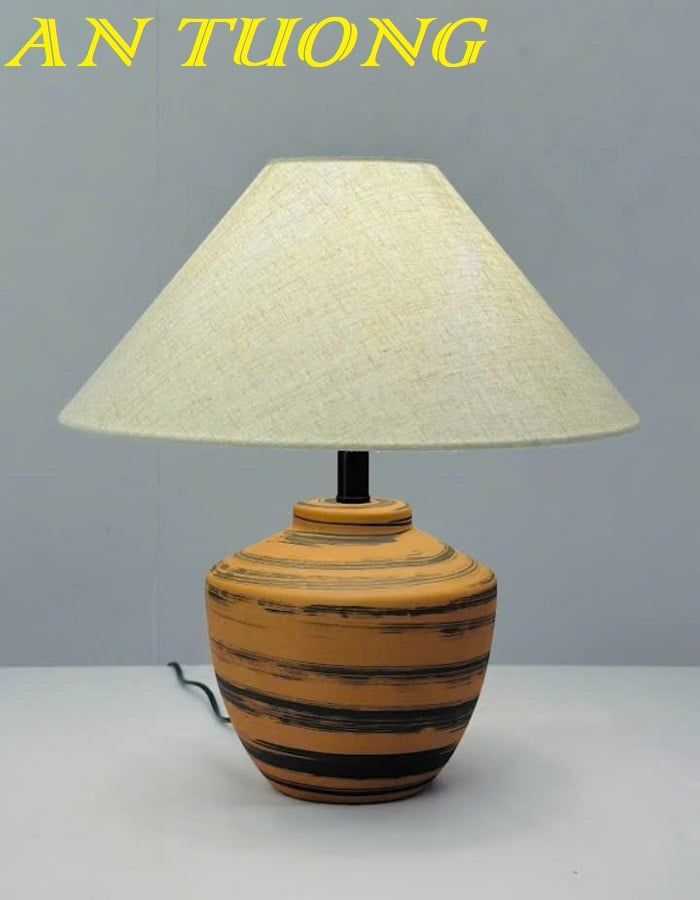 Đèn ngủ để bàn gốm sứ trang trí phòng ngủ đẹp 013
