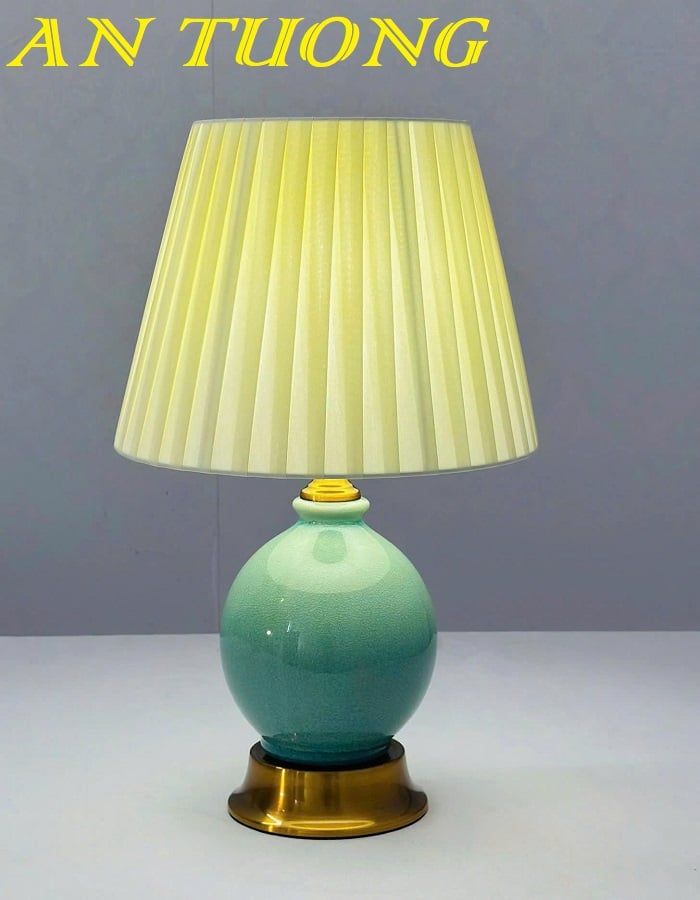 Đèn ngủ để bàn gốm sứ trang trí phòng ngủ đẹp 016