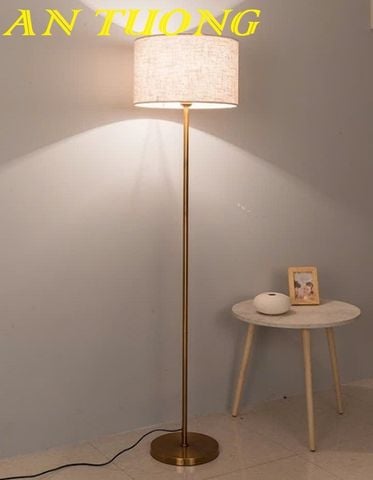 Đèn ngủ đứng đẹp trang trí phòng ngủ hiện đại