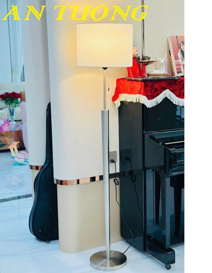 Đèn ngủ đứng đẹp trang trí phòng ngủ hiện đại 007