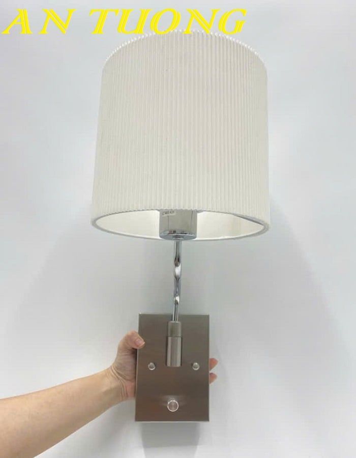 Đèn ngủ treo tường đẹp trang trí phòng ngủ hiện đại 002