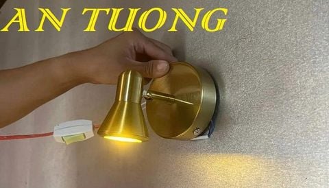  Đèn soi tranh treo tường trang trí đẹp 010 