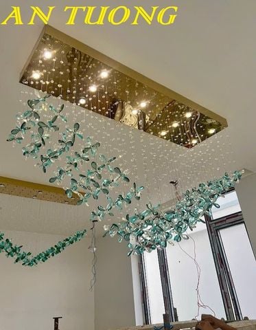 Đèn thả trần pha lê trang trí bàn ăn phòng bếp đẹp