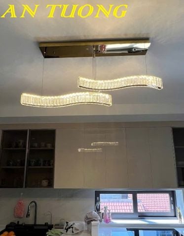 Đèn thả trần pha lê trang trí bàn ăn phòng bếp đẹp