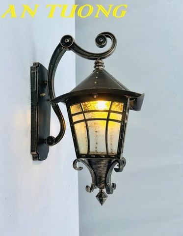  Đèn treo tường cổ điển ngoài trời trang trí ngoại thất sân vườn đẹp 022 