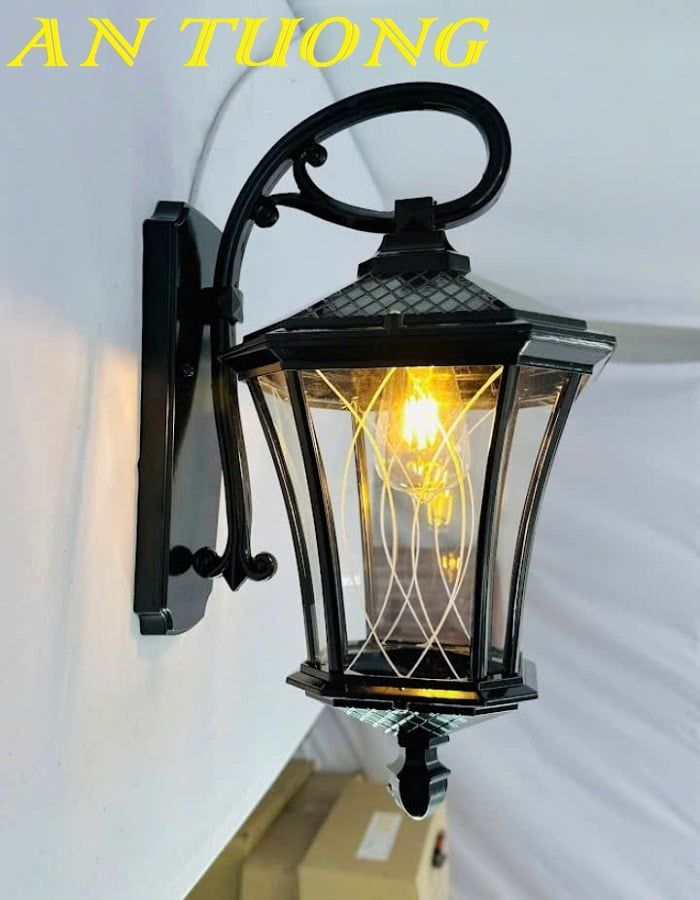 Đèn treo tường cổ điển ngoài trời trang trí ngoại thất sân vườn đẹp 027