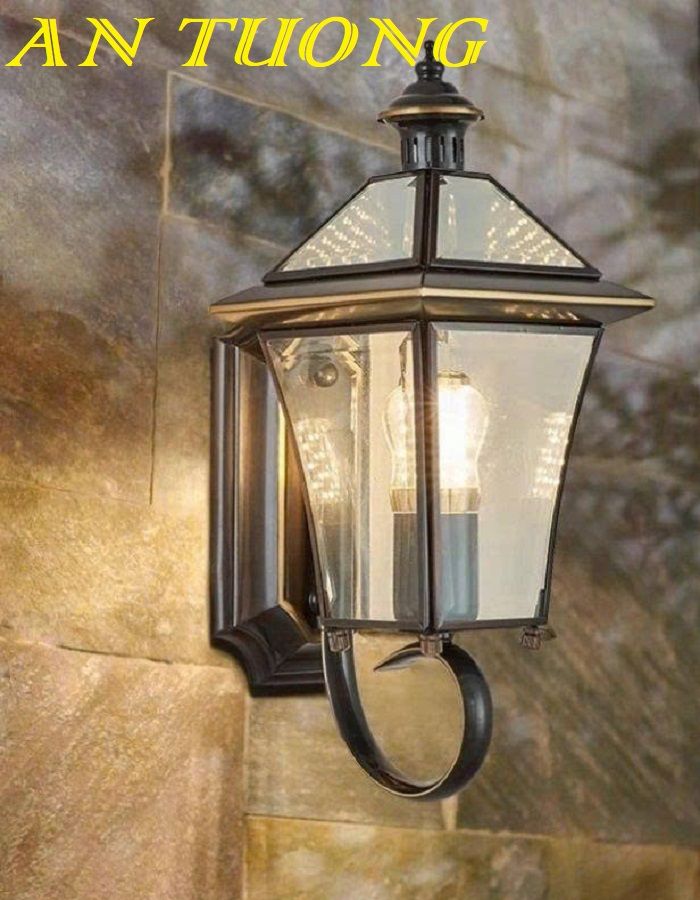 Đèn treo tường cổ điển ngoài trời trang trí hàng rào sân vườn đẹp 001
