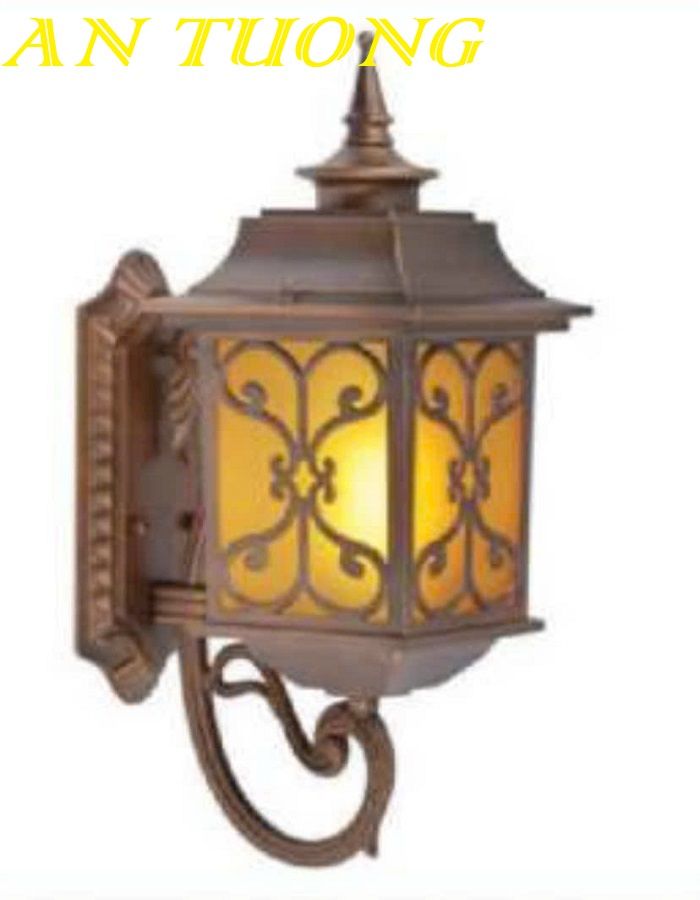 Đèn treo tường cổ điển ngoài trời trang trí hàng rào sân vườn đẹp 059