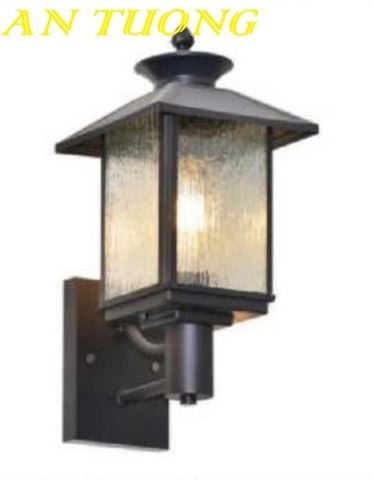  Đèn treo tường cổ điển ngoài trời trang trí hàng rào sân vườn đẹp 064 