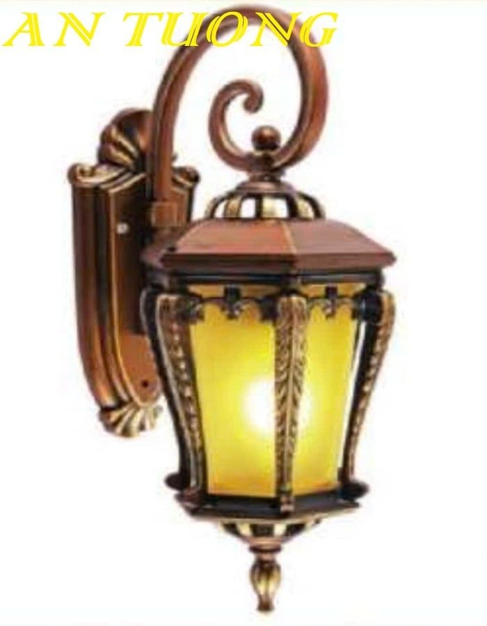 Đèn treo tường cổ điển ngoài trời trang trí hàng rào sân vườn đẹp 087