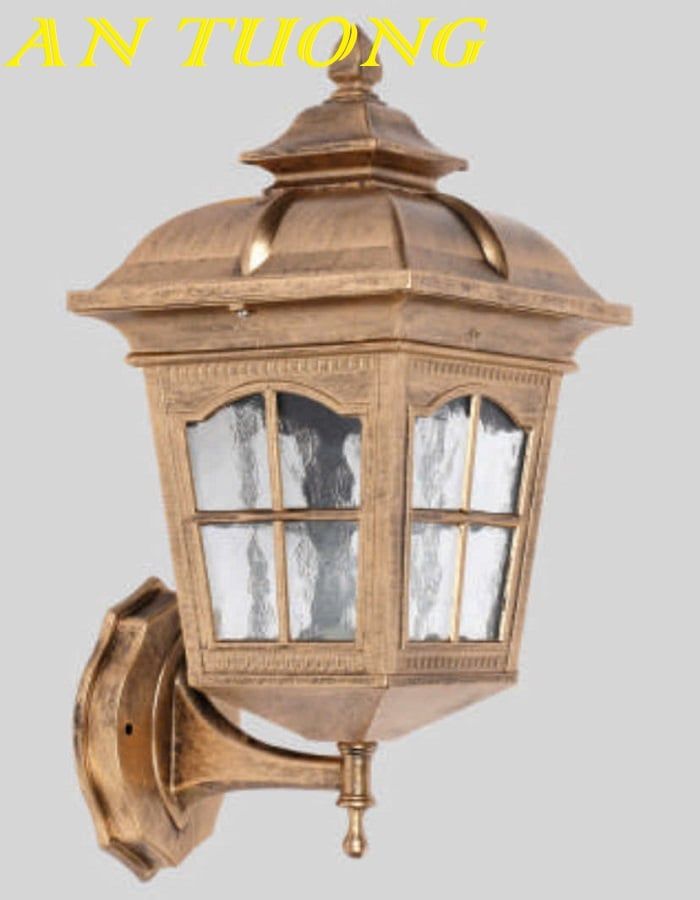 Đèn treo tường cổ điển ngoài trời trang trí hàng rào sân vườn đẹp 002