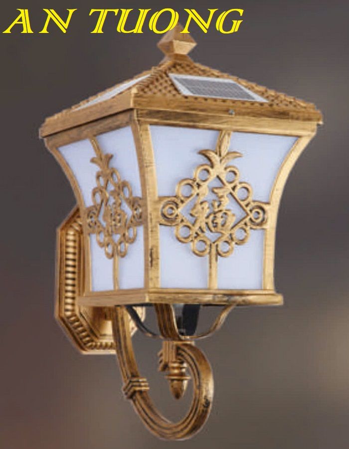 Đèn treo tường cổ điển ngoài trời trang trí hàng rào sân vườn đẹp 007