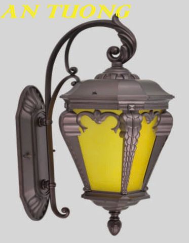  Đèn treo tường cổ điển ngoài trời trang trí hàng rào sân vườn đẹp 011 